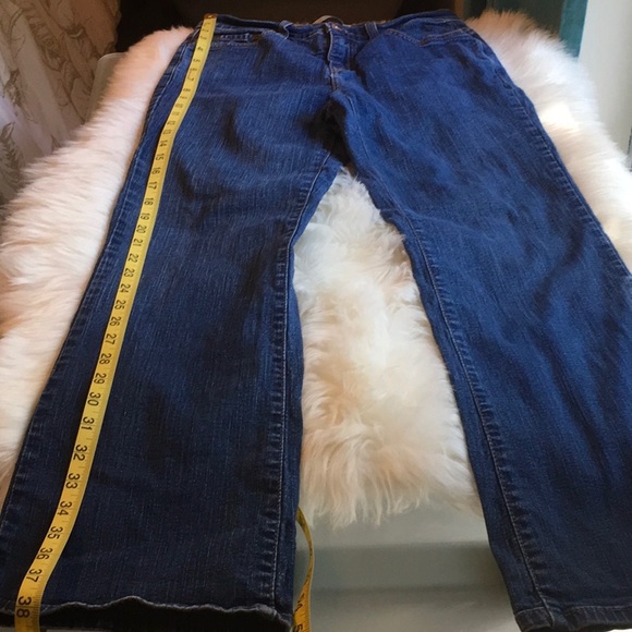 Levi’s Perfectly slimming Booth Cut 512 Jeans - Picture 4 of 7